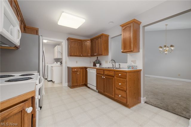 3278 Sumser Street NW, North Canton, OH 44720