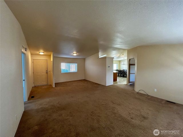 420 W Cove Lane, Sequim, WA 98382