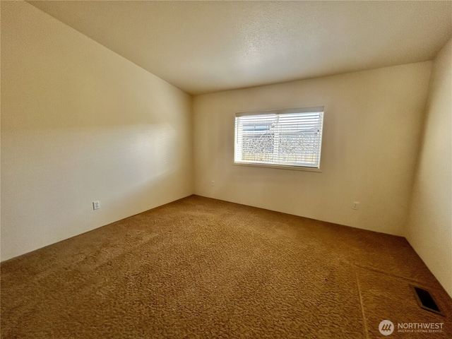 420 W Cove Lane, Sequim, WA 98382