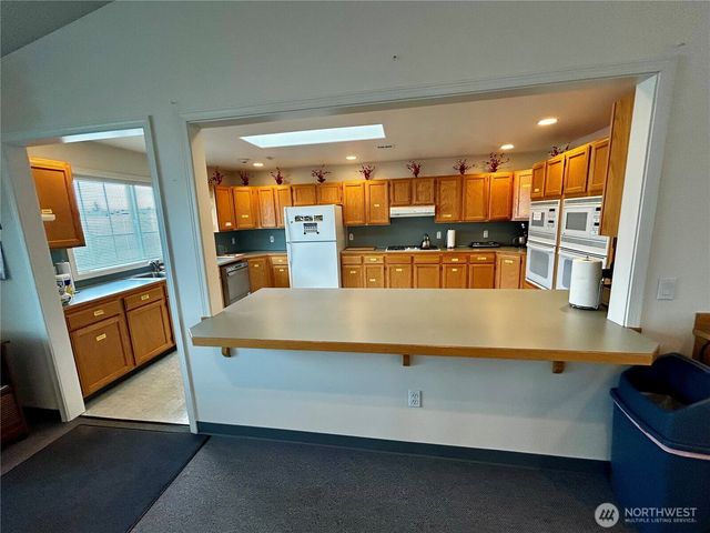 420 W Cove Lane, Sequim, WA 98382