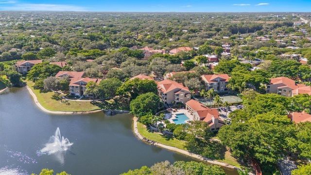 1845 Palm Cove Boulevard 8-204, Delray Beach, FL 33445