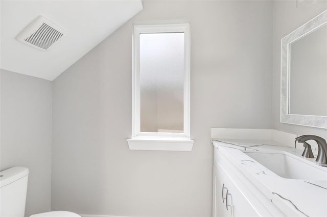 729 Magnolia Point Drive, Houston, TX 77336