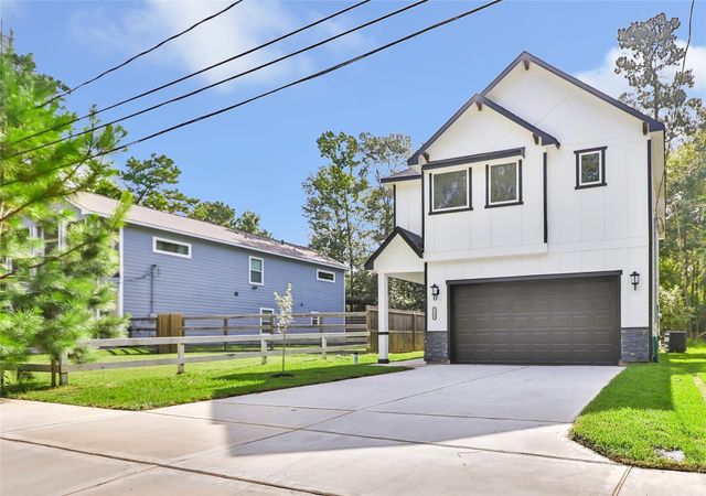 729 Magnolia Point Drive, Houston, TX 77336