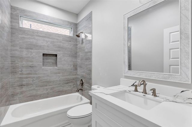 729 Magnolia Point Drive, Houston, TX 77336