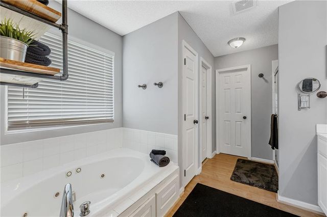 29417 W 186th Street, Gardner, KS 66030