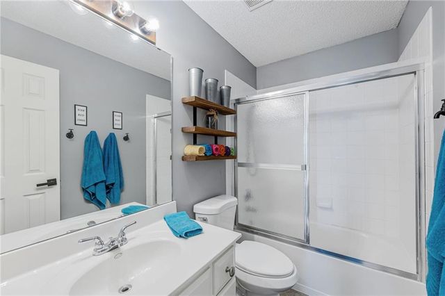 29417 W 186th Street, Gardner, KS 66030