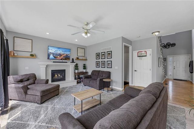 29417 W 186th Street, Gardner, KS 66030