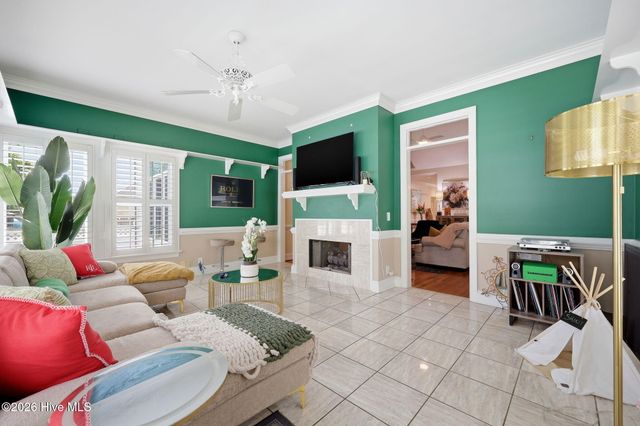 101 White Oak Drive, Greenville, NC 27858