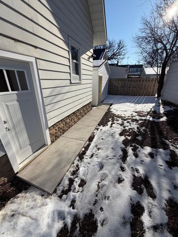 310 S CLAY STREET, Green Bay, WI 54301