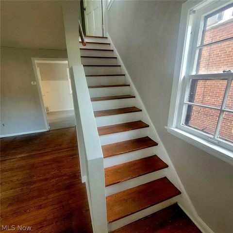 5713 South Boulevard, Maple Heights, OH 44137