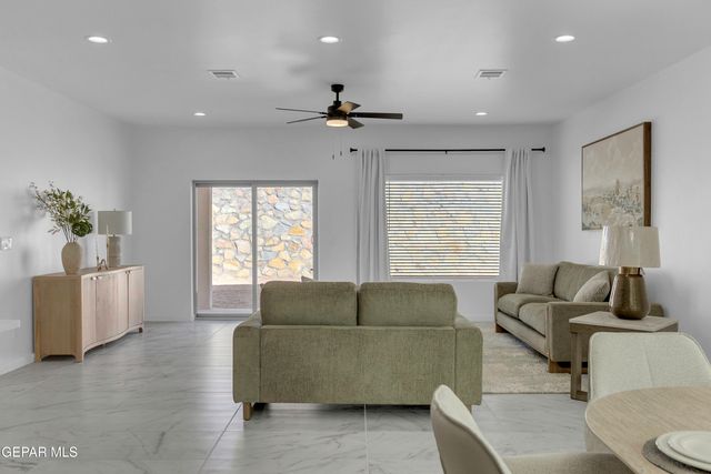 12864 Kingsbury Avenue, El Paso, TX 79928