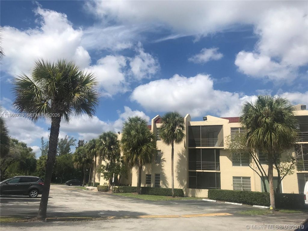 3100 Riverside Dr 108, Coral Springs, FL 33065