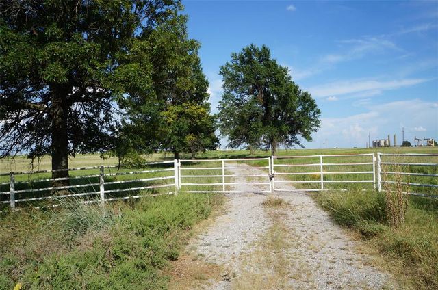 16965 Horse Avenue, Purcell, OK 73080