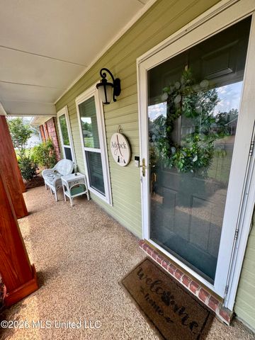 109 Evergreen Way, Flowood, MS 39232