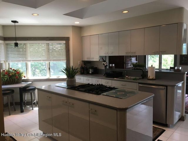 32 Glennamaddy Drive, Windham, NY 12496