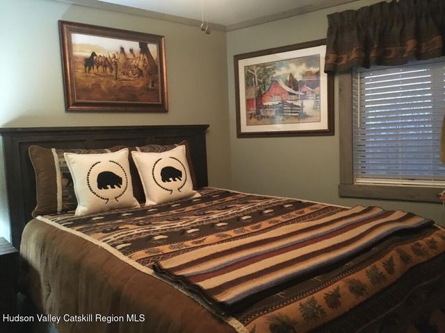 32 Glennamaddy Drive, Windham, NY 12496