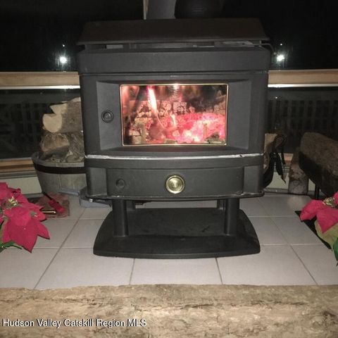 32 Glennamaddy Drive, Windham, NY 12496