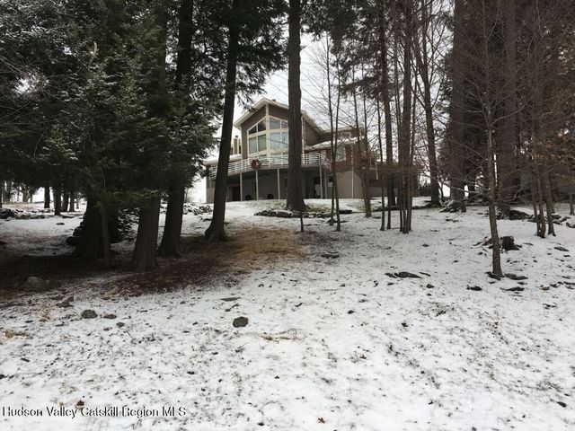 32 Glennamaddy Drive, Windham, NY 12496