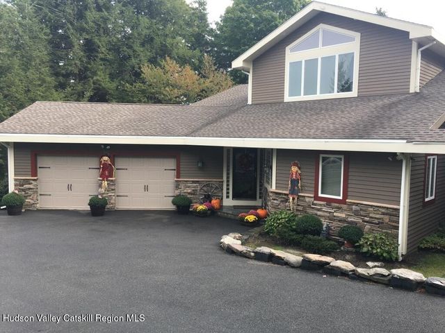 32 Glennamaddy Drive, Windham, NY 12496