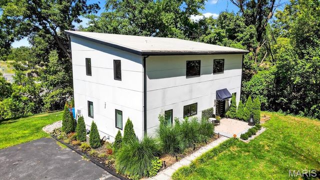 2510 N 89th Street, Caseyville, IL 62232