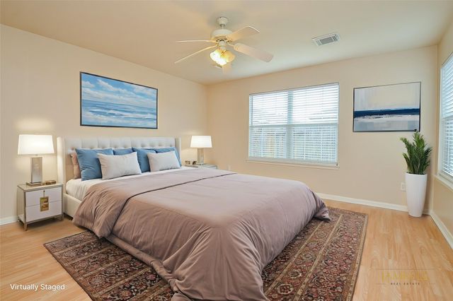 13118 Crescent Manor Lane, Houston, TX 77072