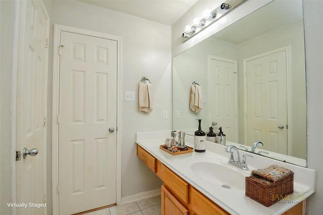 13118 Crescent Manor Lane, Houston, TX 77072