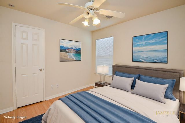 13118 Crescent Manor Lane, Houston, TX 77072