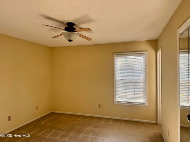 107 Plantation Boulevard, Jacksonville, NC 28540