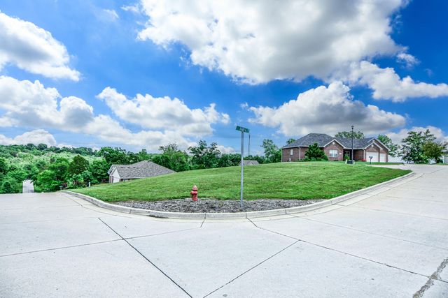 3301 DANE CIR, Jefferson City, MO 65109