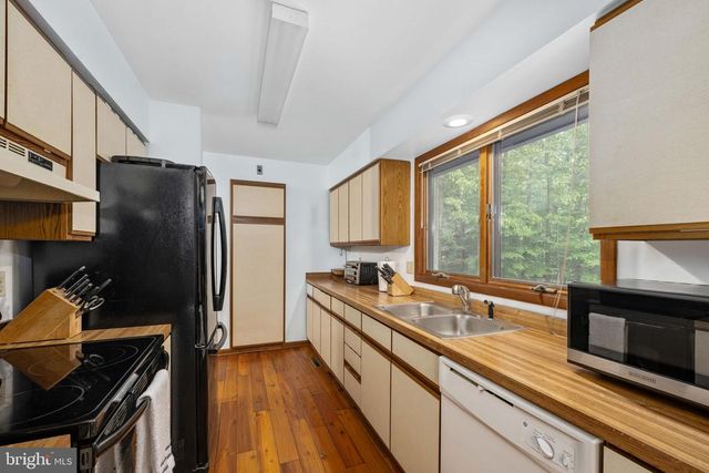 141 BECKY CT, Bumpass, VA 23024