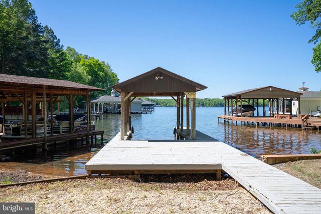 141 BECKY CT, Bumpass, VA 23024