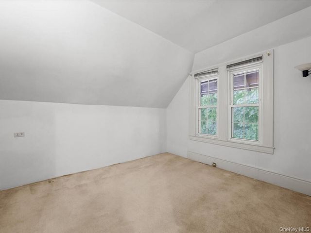 51 Crescent Road, Port Washington, NY 11050