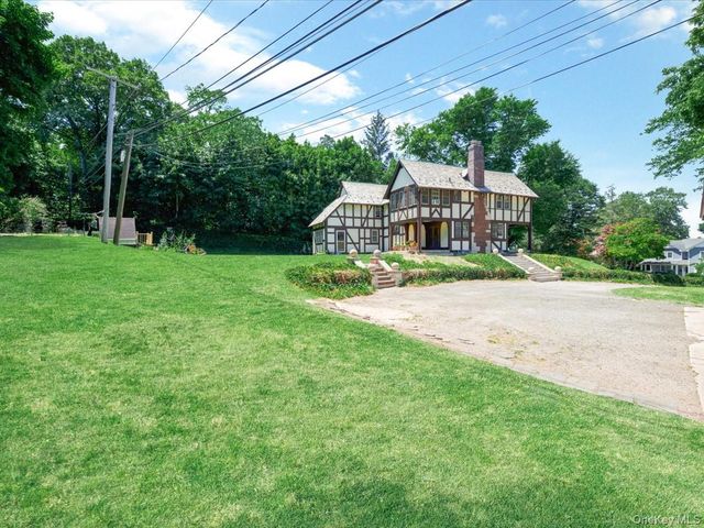 51 Crescent Road, Port Washington, NY 11050
