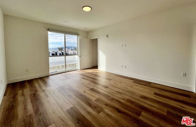 5801 Camerford Avenue PH6, Los Angeles, CA 90038