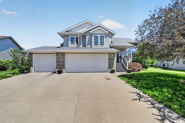 1074 Cory Court, North Liberty, IA 52317