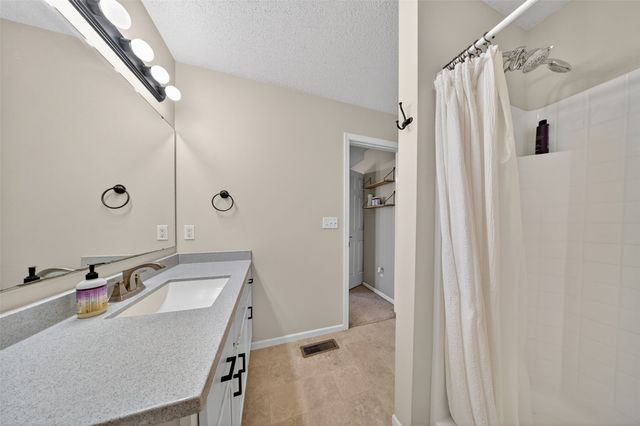 1074 Cory Court, North Liberty, IA 52317
