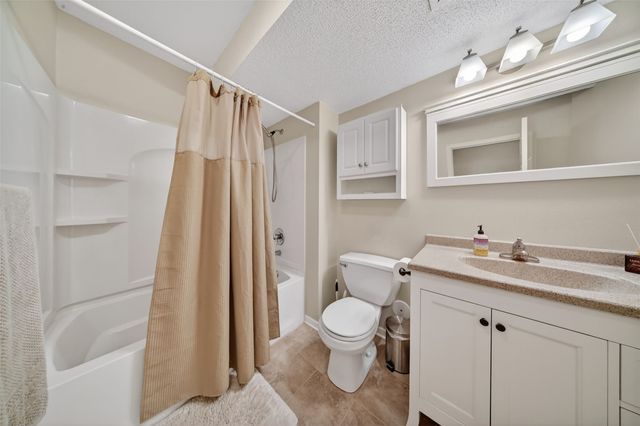 1074 Cory Court, North Liberty, IA 52317