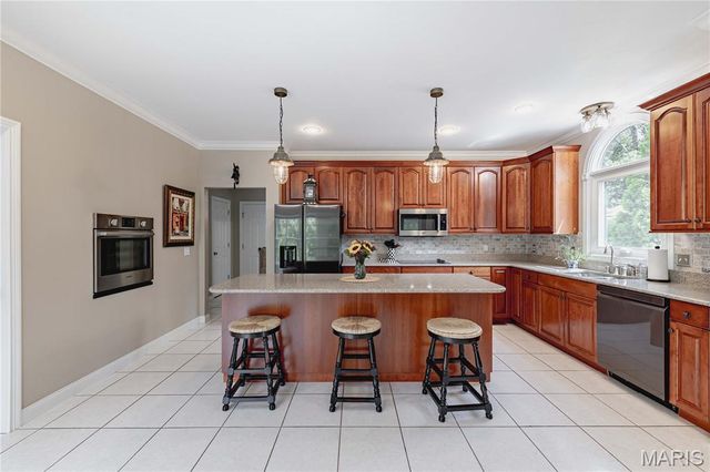4484 Kingfisher Court, Augusta, MO 63332