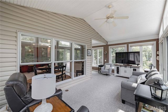 4484 Kingfisher Court, Augusta, MO 63332