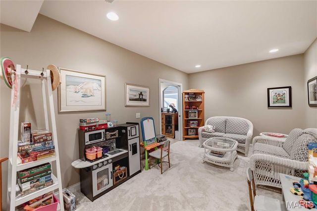 4484 Kingfisher Court, Augusta, MO 63332