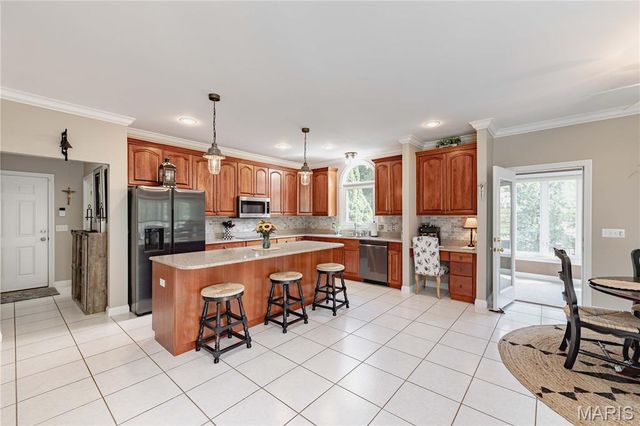 4484 Kingfisher Court, Augusta, MO 63332