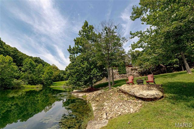 4484 Kingfisher Court, Augusta, MO 63332