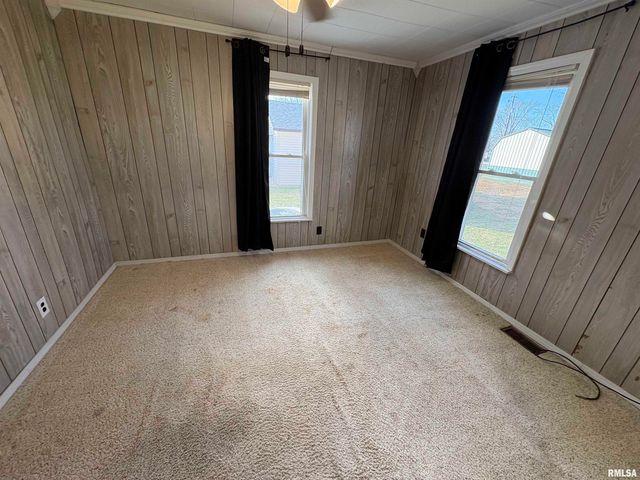 403 Wortby Street, Odin, IL 62870