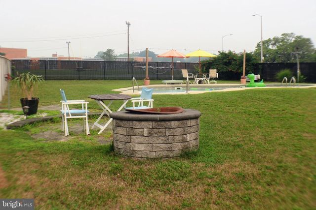3044 E CHESTNUT AVE, Vineland, NJ 08361