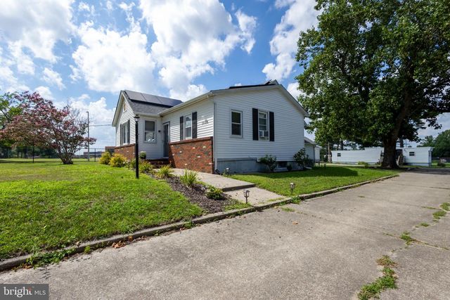 3044 E CHESTNUT AVE, Vineland, NJ 08361