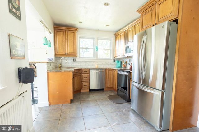 3044 E CHESTNUT AVE, Vineland, NJ 08361