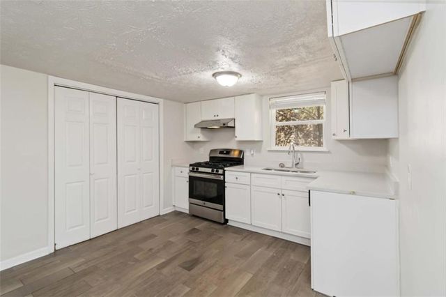 2725 Wildflower Lane, Snellville, GA 30039