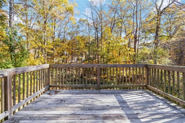 2725 Wildflower Lane, Snellville, GA 30039