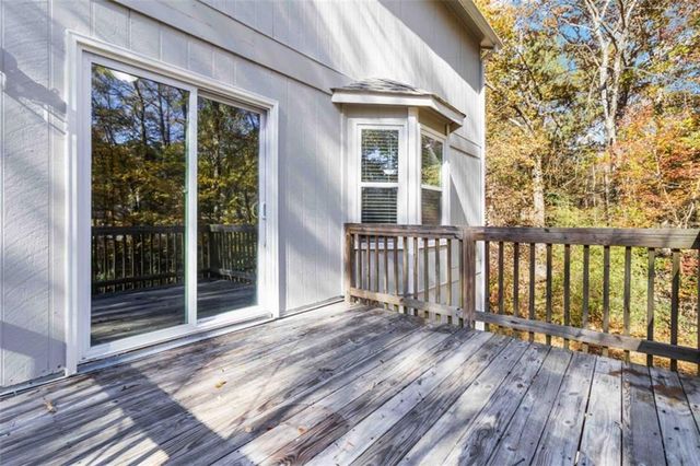 2725 Wildflower Lane, Snellville, GA 30039