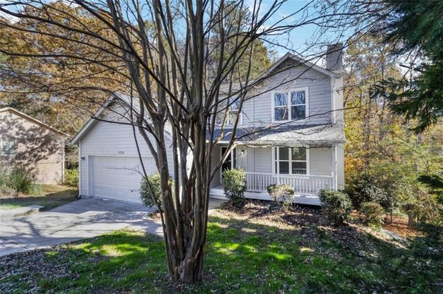 2725 Wildflower Lane, Snellville, GA 30039